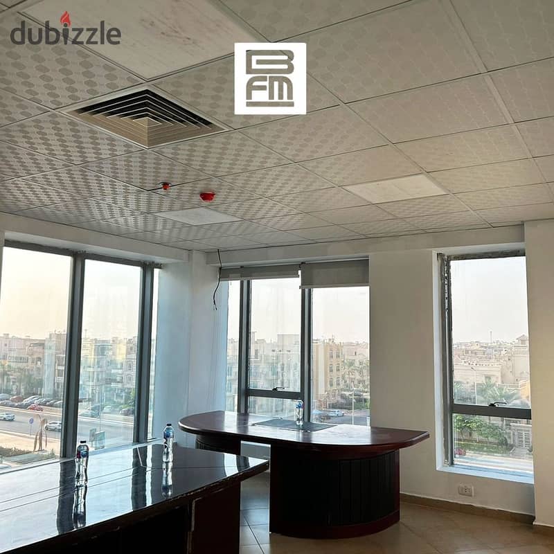 مقر إداري متشطب للايجار واجهة على التسعين الشمالي التجمع الخامس  Fully finished office for rent in 5th Settlement 6