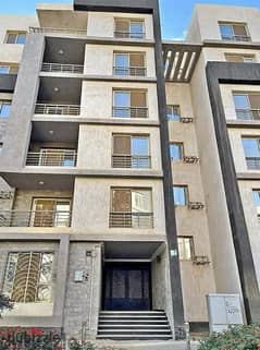 Apartment 224m + roof 125m for sale old price in Taj City New cairo