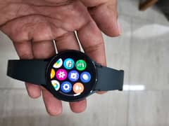 samsung galaxy watch 4 44mm  بحالة محترمة