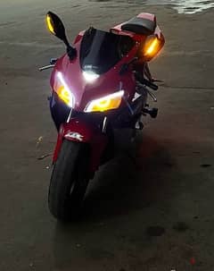 هوندا 1000rr