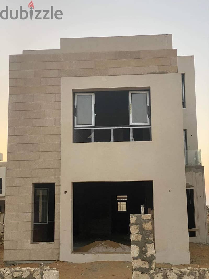 Townhouse for sale at Owest Whyt تاون هاوس متشطب للبيع بكمبوند أويست 2