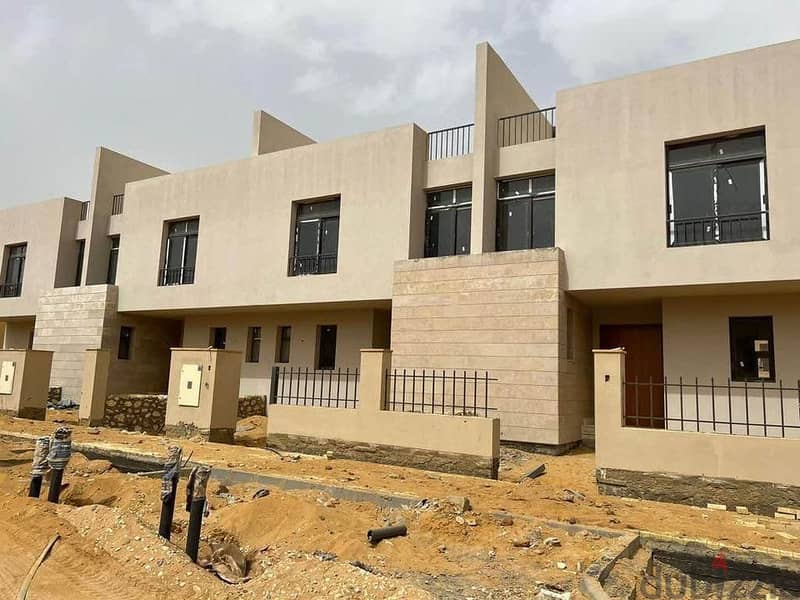 Townhouse for sale at Owest Whyt تاون هاوس متشطب للبيع بكمبوند أويست 12