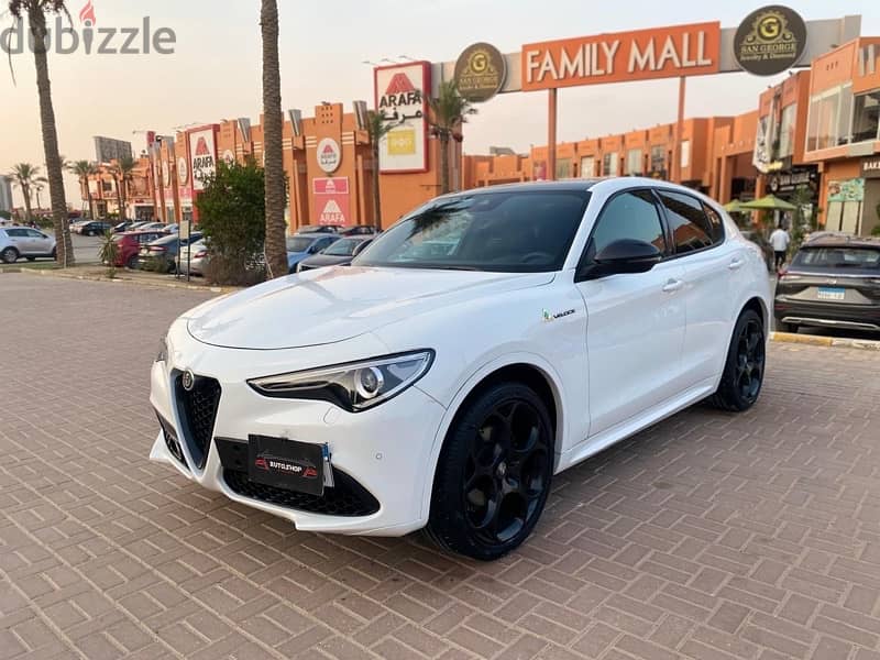 الفا روميو ستلفيو 2021/Alfa Romeo Stelvio 2021  ‏Veloce لون مميز 2