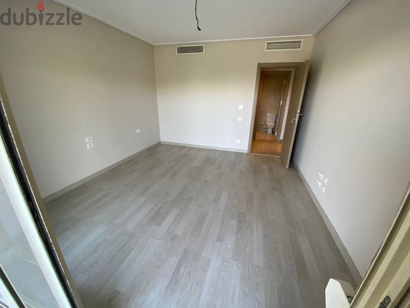 Apartment for sale at New Giza شقة للبيع بكمبوند نيو جيزة أمبرفيل 13