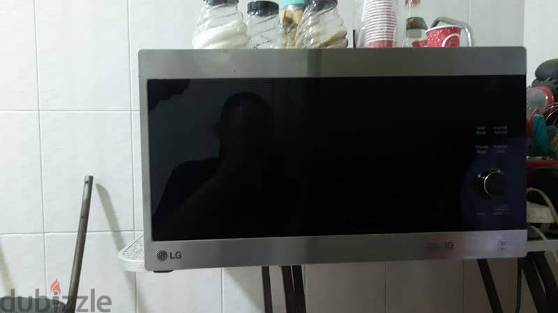 مكرويف lg مستعمل بحاله جديده سمارت انفرتر 42 لتر 1