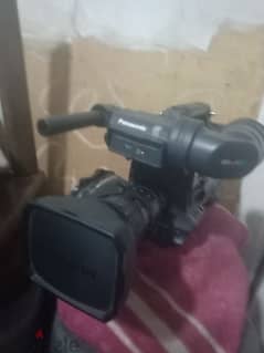 كاميرا باناسونيك full HD P 2 300