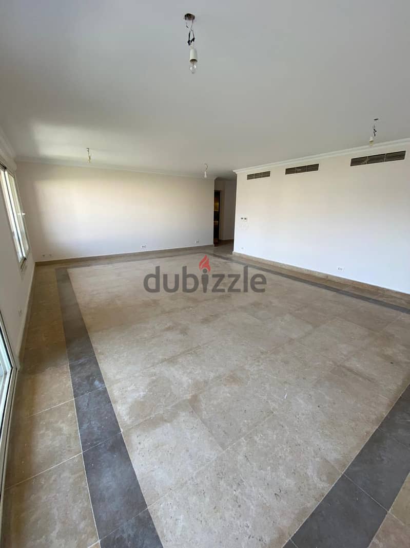 Apartment for rent at New Giza شقة للإيجار بكمبوند نيو جيزة فيو بحيرة 14