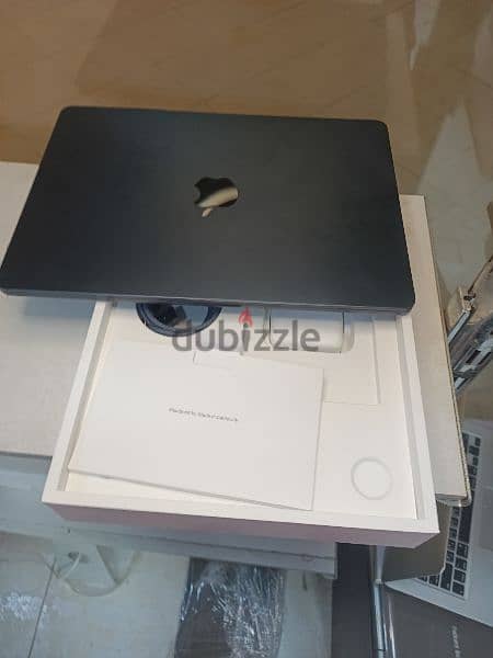 apple MacBook air 15inch m2 2