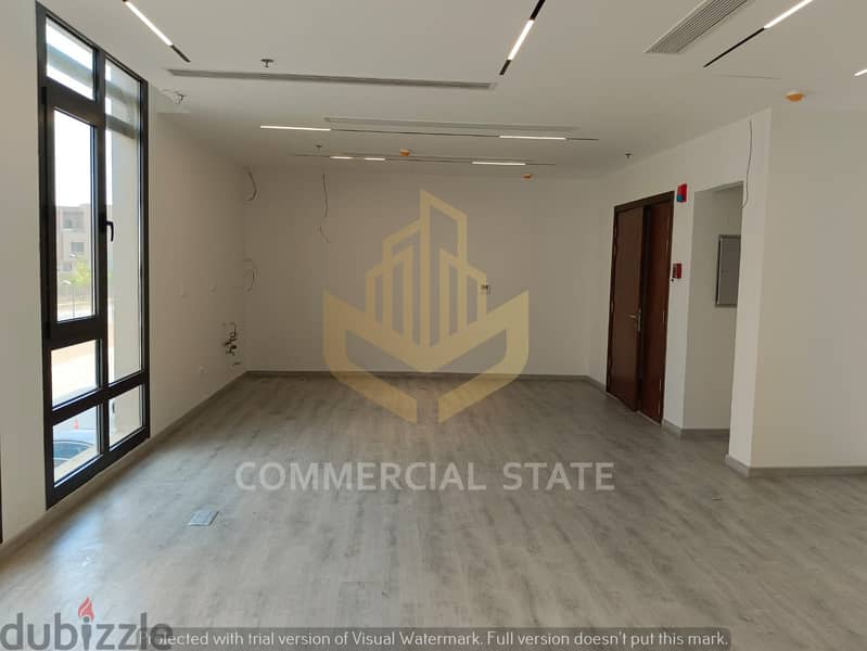 Finished Office 69m at District 5 for Rent-مكتب للايجار في ديستريكت5 4