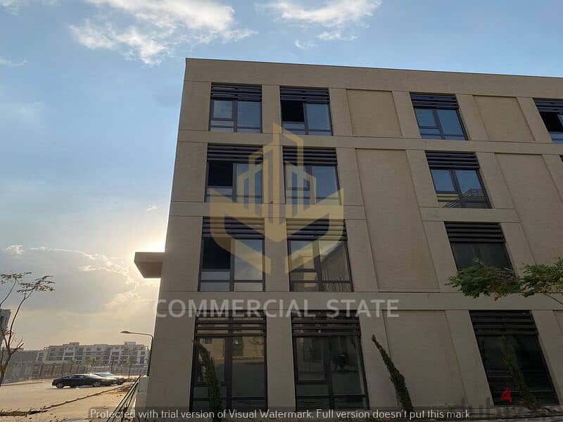 Finished Office 69m at District 5 for Rent-مكتب للايجار في ديستريكت5 10