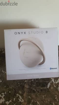 Onyx studio 8 portable Bluetooth speaker iphone