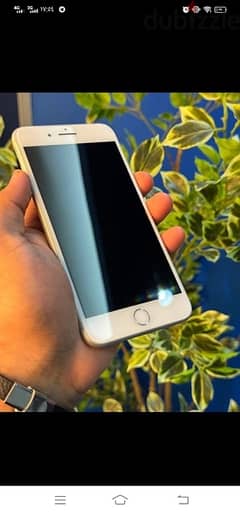 iPhone8plus المساحة:64 الرامات:3 رام البطارية:82