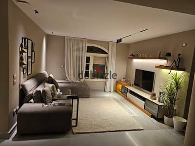 Apartment for sale 325m Masr Elgidida ( Next to Baron Palace )