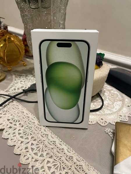 iPhone 15 sealed 128 middle east  ضمان سنتين متبرشم 1