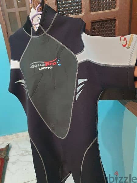 For sale new scuba diving suit     Aqua proللبيع بدلة غطس جديده ماركة 0