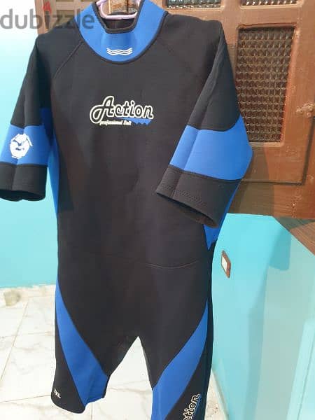 For sale used scuba diving suit   Actionللبيع بدلة غطس مستعمله  ماركة 1