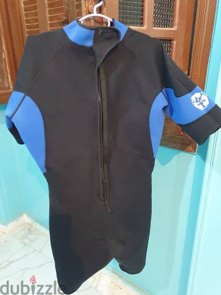 For sale used scuba diving suit   Actionللبيع بدلة غطس مستعمله  ماركة 3