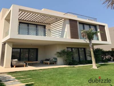 A villa ready for showing in a compound in front of Madinaty at an attractive price فيلا جاهزة للمعاينة في كمبوند أمام مدينتي بسعر مغري