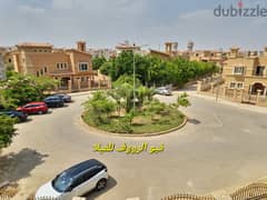 فيلا للبيع كومبوند springs الشروق اما مدخل مدينتي ٢ 01011115120