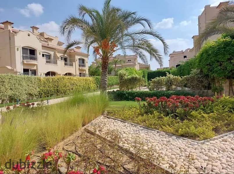 Standalone villa for sale, ready to move, in La Vista Patio Prime, El Shorouk, at a special price, the best location in the compound 4