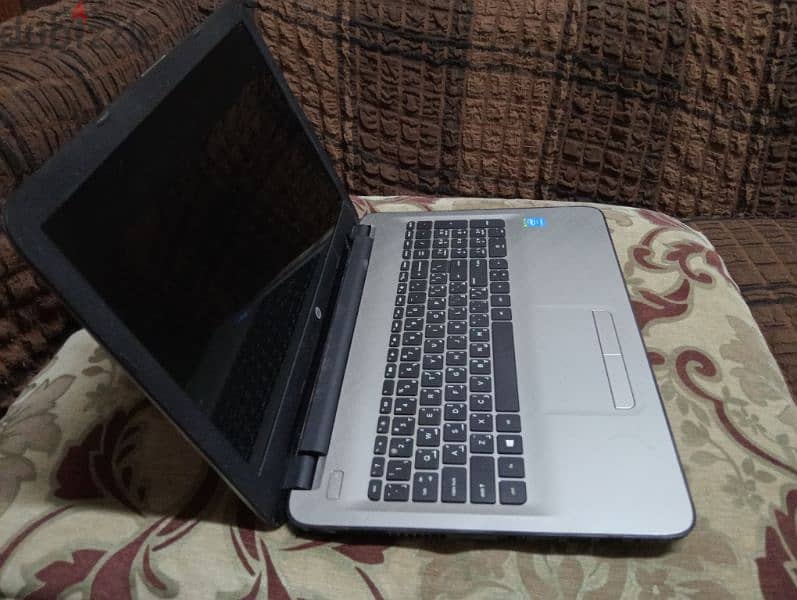 laptop HP notebook c125. بحاله الزيرو 2