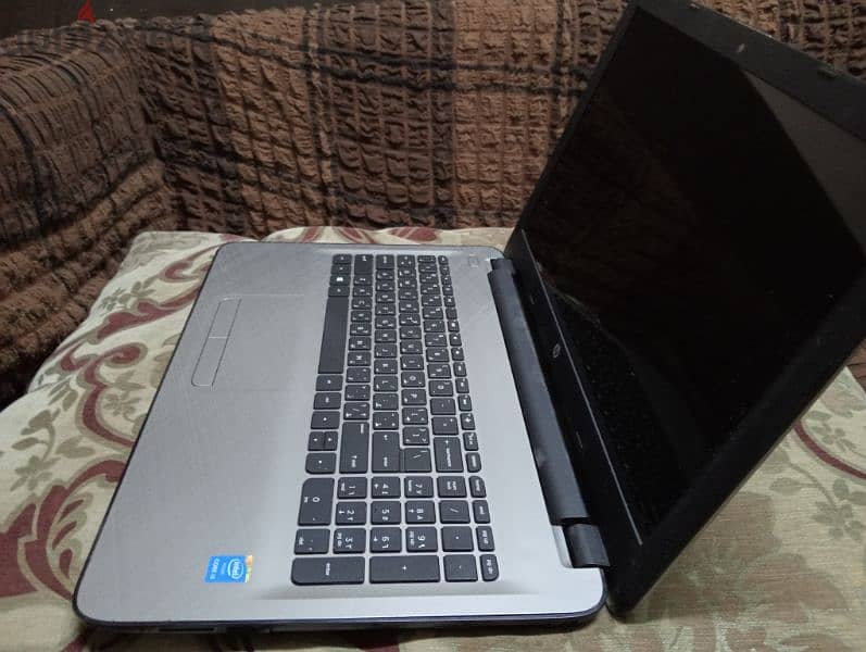 laptop HP notebook c125. بحاله الزيرو 6