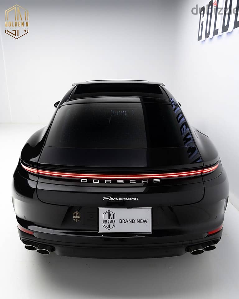 2024 Porsche Panamera 1