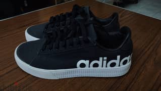 Size 42 adidas original