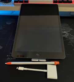 ipad 8 32GB WIFI + Logitech crayon + apple adapter (lightning - hdmi)