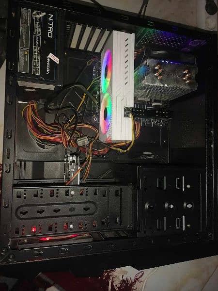 pc gaming  ryzen 3600 rx580 5