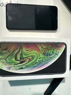 iphone XS MAX - 256 gb - black - battery 79 %