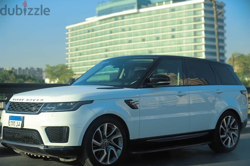 رانج روفر سبورت ٢٠٢١ للايجار بسائق و بدون - Range Rover Sport for rent 1