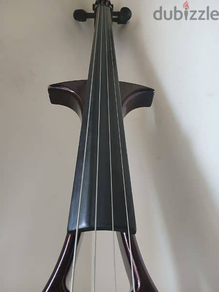 Electric cello 4/4 for sale  like new 5