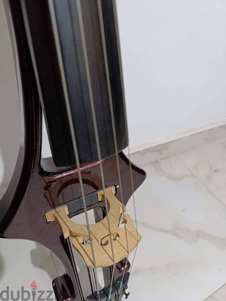 Electric cello 4/4 for sale  like new 12