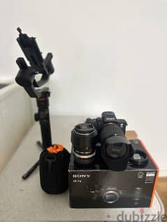 sony alpha 7 iii with lense 28-70mm and prime lense 50 mm a-mount.