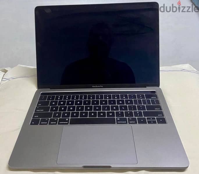 MacBook Pro 2017 13in/16ram/1TB 1