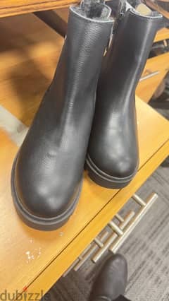 half boot new size 35