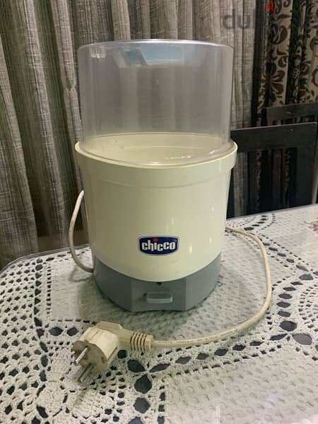 معقّم ببرونات ماركة chicco اصلي وارد الخارج سعره جديد 5500 0