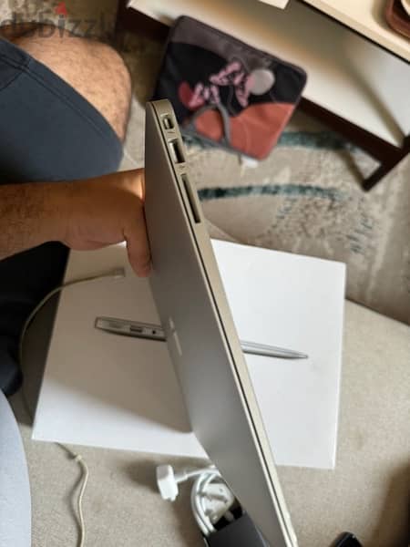 MacBook air 13 inch 5