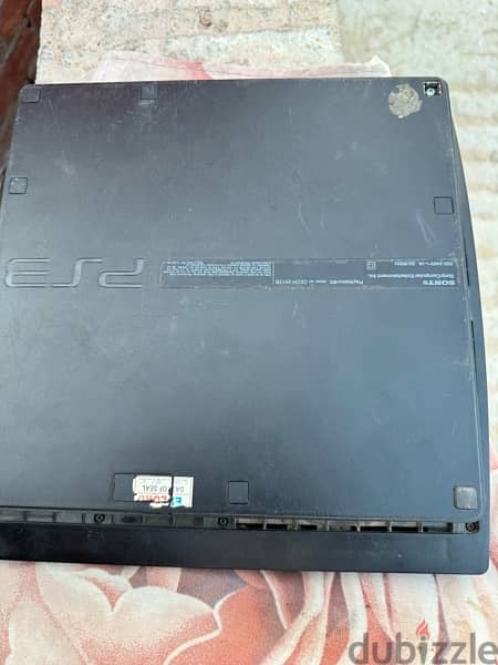 PlayStation 3 slim 1