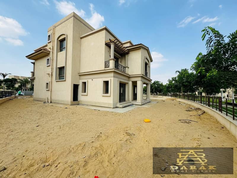 Largest Villa for Sale in the Closest Villas to Four Seasons  Ready for immediate delivery, lowest total price ever. A rare opportunity with 5 bedroom 7