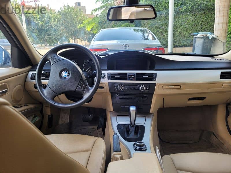 BMW 318 2012 1