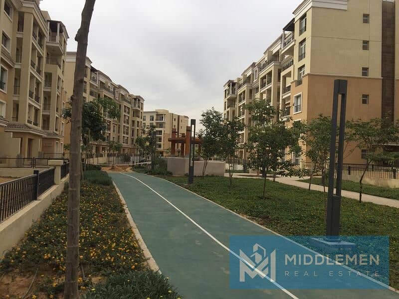 apartment corner 182m prime location view on villas , sarai mostakbal city 4