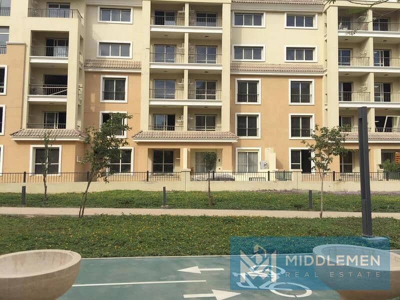 apartment corner 182m prime location view on villas , sarai mostakbal city 6