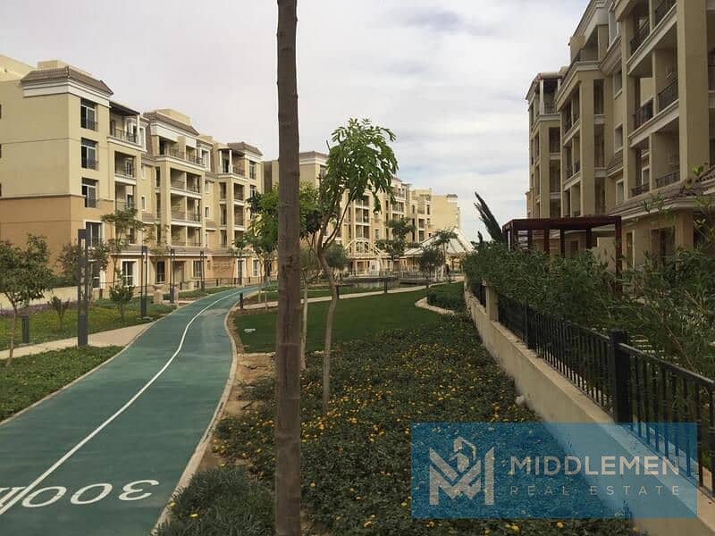 apartment corner 182m prime location view on villas , sarai mostakbal city 7