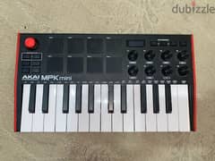 AKAI MPK MIDI KEYBOARD