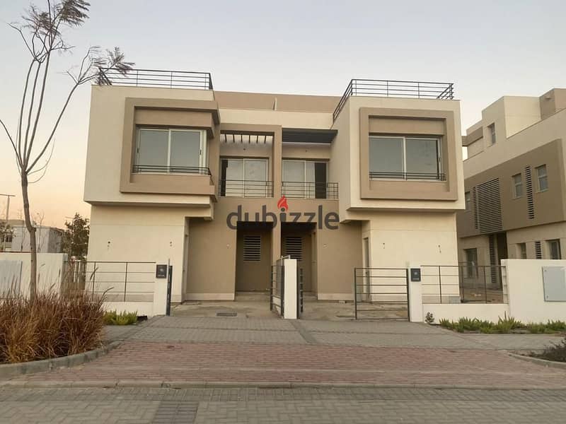 villa stand alone for sale at palm Hills new cairo fifth settlment 4