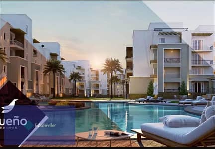 205 sqm apartment built, receives one year view on water feature and swimming pool in installments