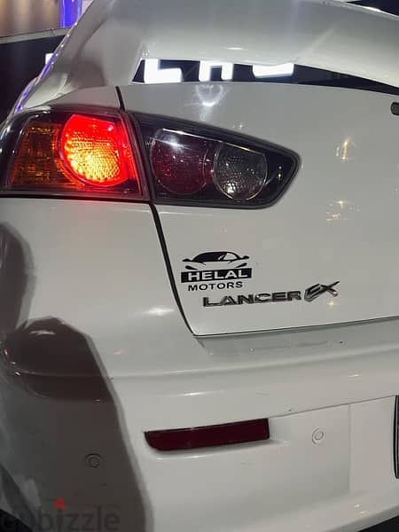 Mitsubishi Lancer 2016 3