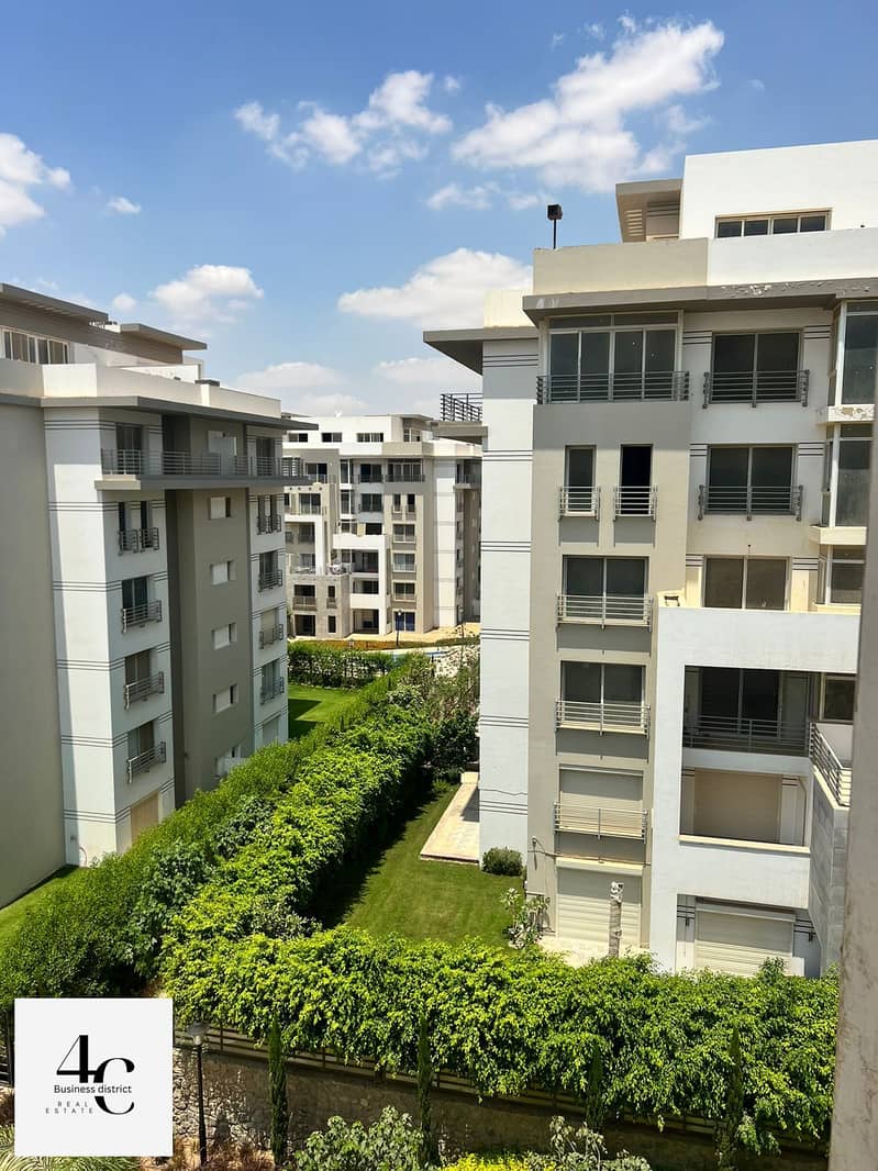 For sale apartment 171m view landscape and club at lowest down payment available and installments in compound hyde park 2